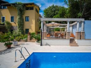 Holiday Home Nika by Interhome
